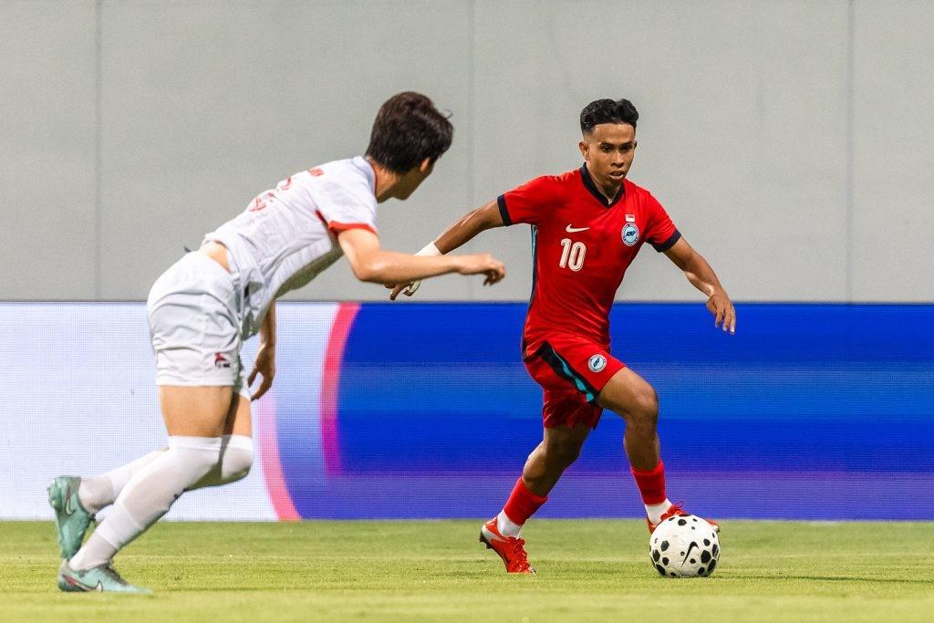 开云体育-中国与新加坡在历史上交手过18次，战绩为12胜4平2负